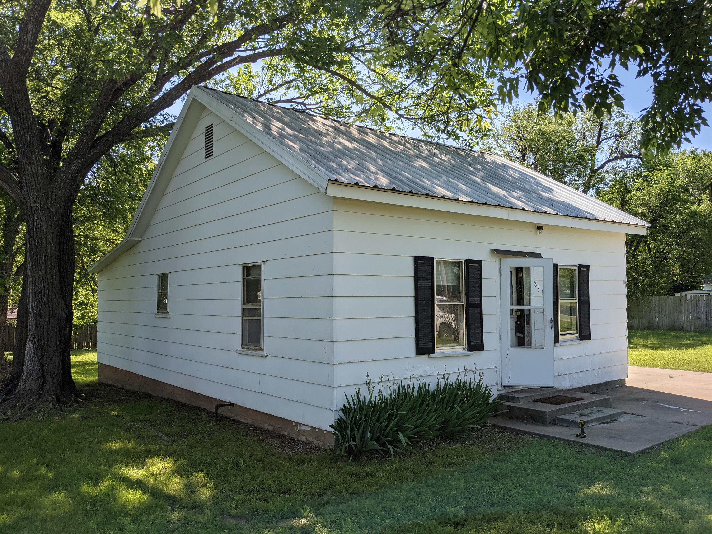 Property main image